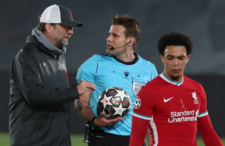 状态出色！申京&杜兰特&阿门三人同砍20+得分